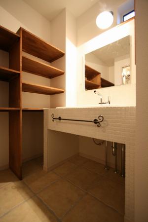 2Ｆ　手作り洗面