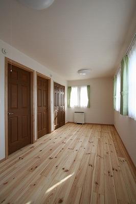 子供部屋
今回は間仕切りを無くし、広々と使えます☆