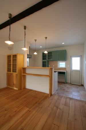 ＬＤＫ
照明はﾐﾙｸｶﾞﾗｽｼｪｰﾄﾞで揃えています