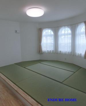 寝室は畳をご希望。小上がりに
したことで使い勝手抜群♪