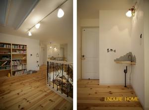 ２Ｆのホールには大容量の本棚を設置
ちょこんとした手洗いも手作りで♡