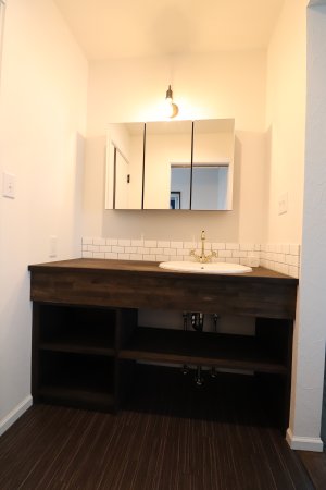 独立した洗面台